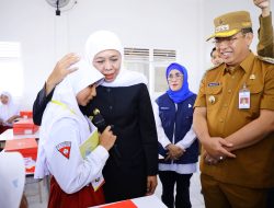 Tinjau Siswa Hari Pertama Masuk Sekolah Rakyat, , Gubernur Khofifah Komitmen Kawal Visi Besar Presiden untuk Putus Kemiskinan
