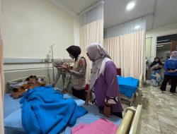 Polda Jatim Beri Trauma Healing Korban Runtuhnya Bangunan Ponpes Al-Khoziny Sidoarjo