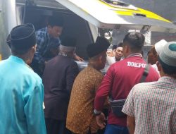 Ambulans Gratis Polres Gresik Antar Jenazah Pahlawan Devisa Asal Desa Lowayu ke Rumah Duka