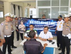 Pastikan Kelayakan Armada Wisata dan Angkutan Umum, Satlantas Polres Tanjung Perak Gelar Ramp Check di Terminal Ampel