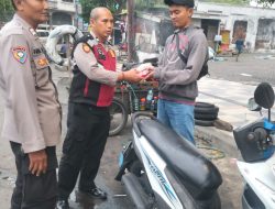 Polsek Pabean Cantikan Bangun Kedekatan dengan Masyarakat Lewat Berbagi Takjil