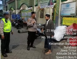 Polsek Bubutan Laksanakan Pengamanan Sholat Idul Fitri di Masjid Baiturrahim Berlangsung Kondusif