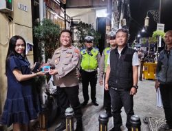 Antisipasi Curanmor, Polsek Semampir Bagikan Kunci Ganda Gratis untuk Warga