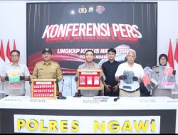 Polres Ngawi Amankan 2 Tersangka Pengedar Narkoba 223,842 gram Sabu Disita